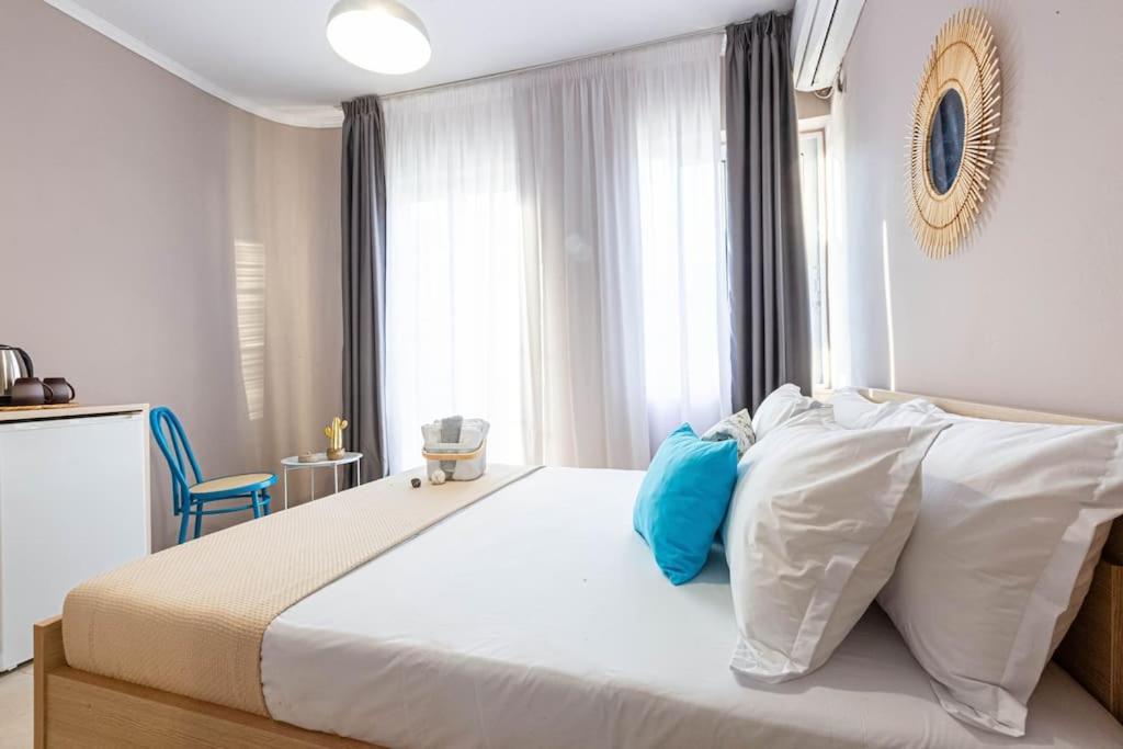 Apartment 11 - Central, Access *